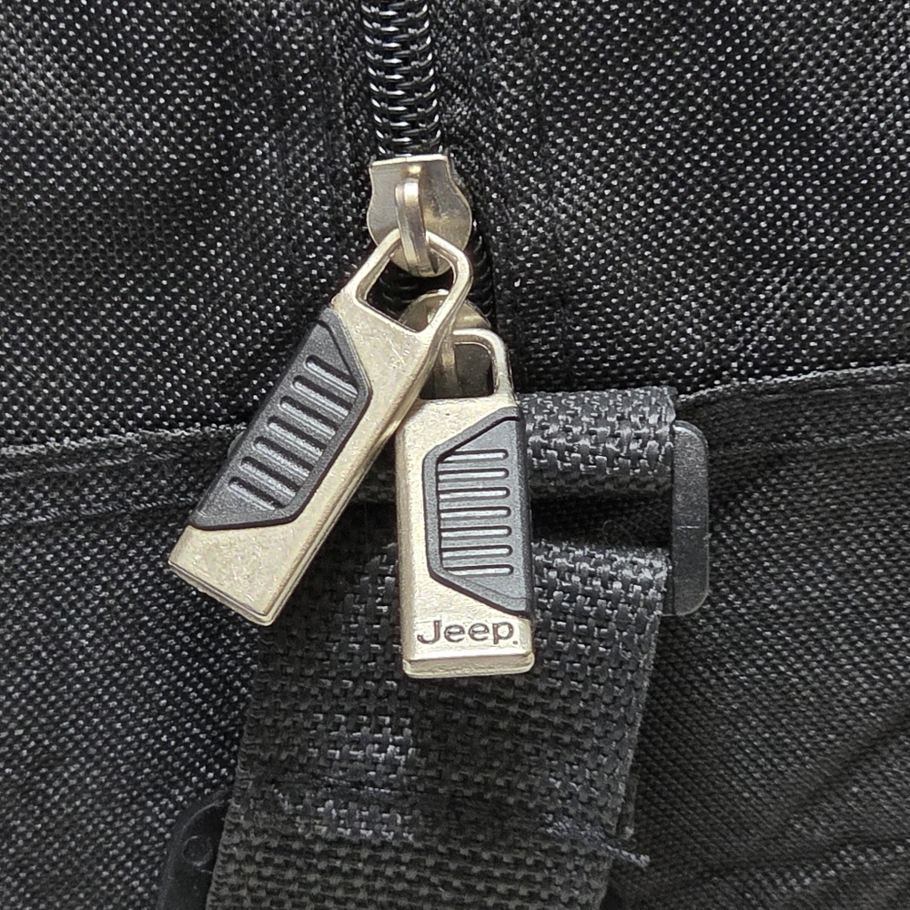 Small Jeep Duffle Bag Zipper Gym Carrier Gray With Strap 15” x 7.5 - Picture 7 of 9